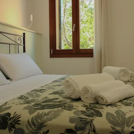Bed and breakfast L'arte E Di Casa 3*