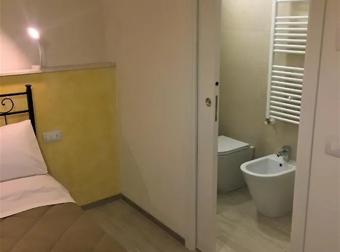 L'arte E Di Casa Bed and Breakfast 3*